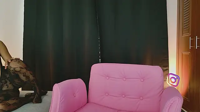 kittymyers online show from 11, 4, 2026
