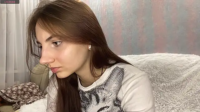 AlisaBloom online show from 10, 4, 2026