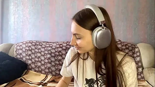 AlisaBloom online show from 15, 3, 2026