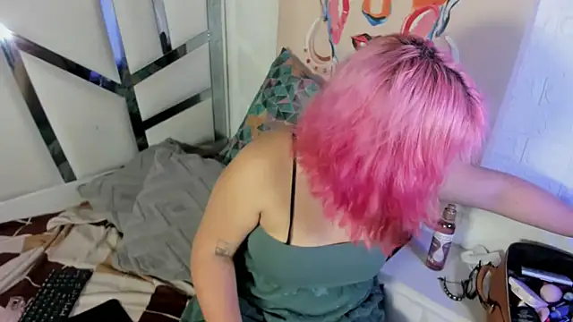 Sherry Boomm online show from 15, 4, 2026