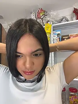 Bella-Ferrer online show from 11, 7, 2026