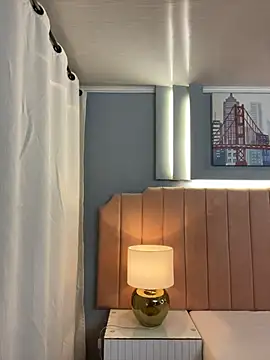 Bella-Ferrer online show from 11, 3, 2026