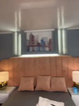 Bella-Ferrer online show from 11, 4, 2026