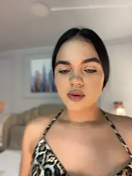 Bella-Ferrer online show from 15, 4, 2026