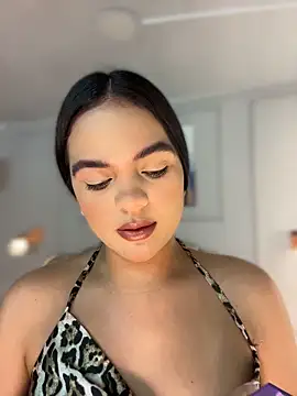 Bella-Ferrer online show from 15, 4, 2026