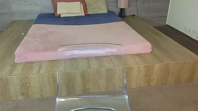 IceBlueBabe online show from 17, 4, 2026