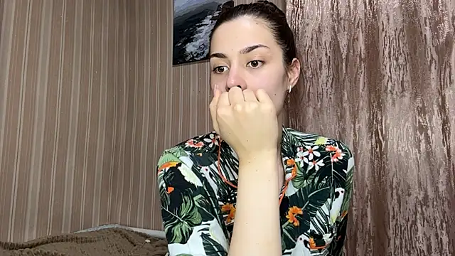 AylaLust online show from 19, 4, 2026