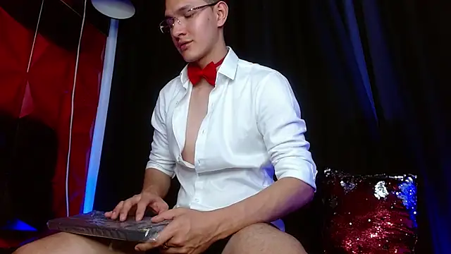 MilanDavid1 online show from 18, 4, 2026