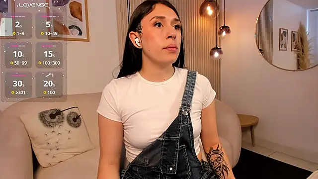 Zoey monroe online show from 22, 4, 2026