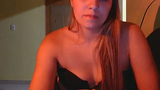 Snapshot of candydesiree chatting on 30, 4, 2026 candydesiree online show from 30, 4, 2026