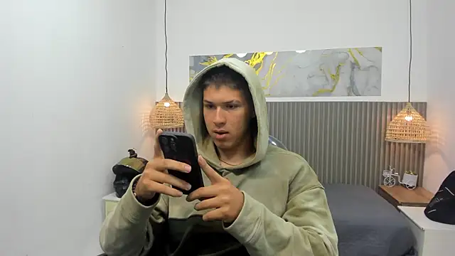 AlessandroFranco online show from 4, 5, 2026