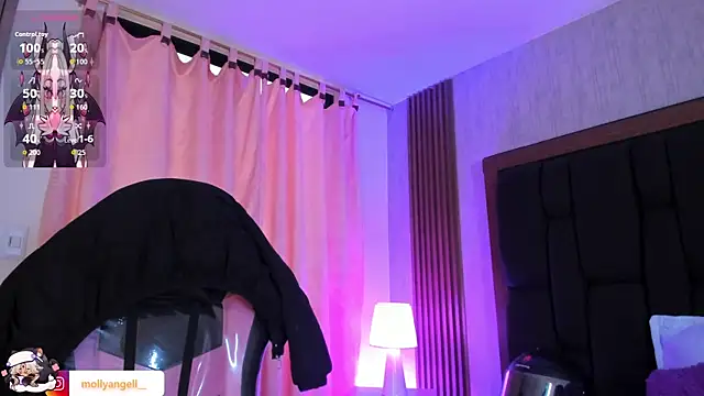 Molly A online show from 30, 6, 2026