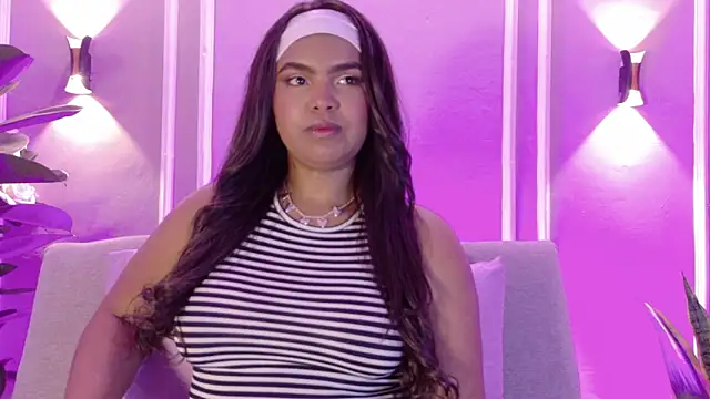 ZoeyMonroe  online show from 8, 5, 2026