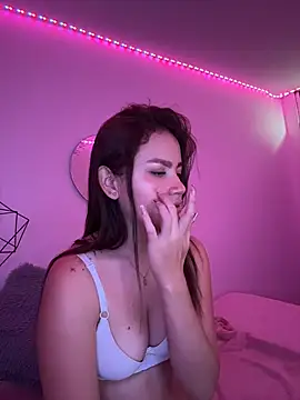 zoe  baker online show from 27, 4, 2026