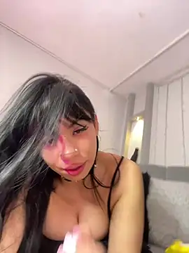 Snapshot of Queen_Chanel_XXX chatting on 25, 5, 2026 Queen Chanel XXX online show from 25, 5, 2026