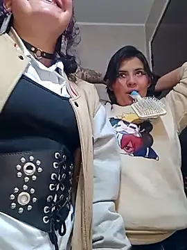 Liily Foxxy online show from 18, 4, 2026