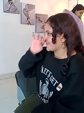 Liily Foxxy online show from 6, 4, 2026