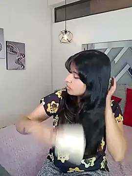 Liily Foxxy online show from 18, 7, 2026