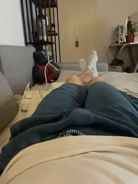 curvedlongdick online show from 22, 4, 2026