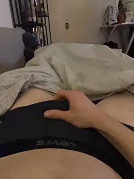 curvedlongdick online show from 24, 4, 2026