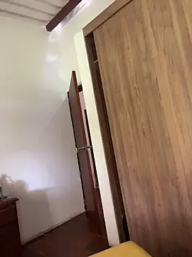 Twoshotsparty420 online show from 26, 4, 2026