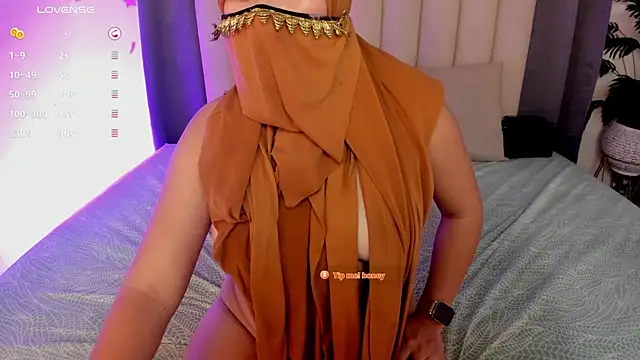 Snapshot of bahiya_aziz chatting on 11, 5, 2026 bahiya aziz online show from 11, 5, 2026