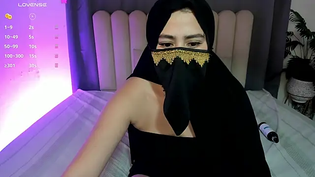 Snapshot of bahiya_aziz chatting on 26, 5, 2026 bahiya aziz online show from 26, 5, 2026