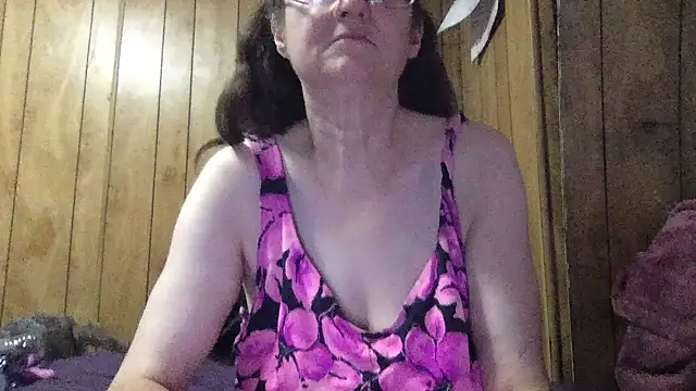 Snapshot of milfmichelle69 chatting on 18, 7, 2026 milfmichelle69 online show from 18, 7, 2026