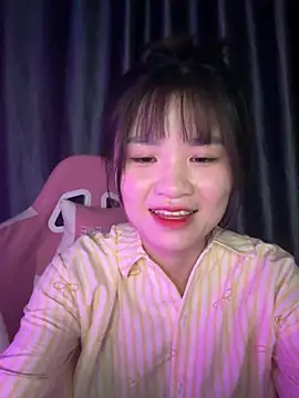 Cum-withyou online show from 12, 4, 2026