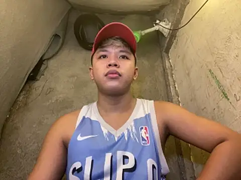 Snapshot of urasianrey chatting on 6, 5, 2026 urasianrey online show from 6, 5, 2026