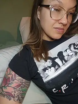NicolePearl online show from 24, 5, 2026