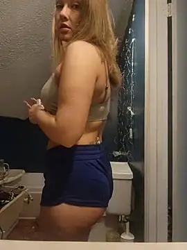 NicolePearl online show from 12, 3, 2026