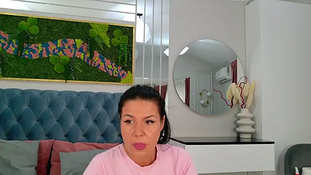 Snapshot of AnneRey chatting on 29, 4, 2026 AnneRey online show from 29, 4, 2026