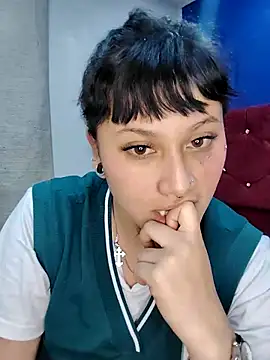 Snapshot of brunne_eva chatting on 5, 5, 2026 brunne eva online show from 5, 5, 2026