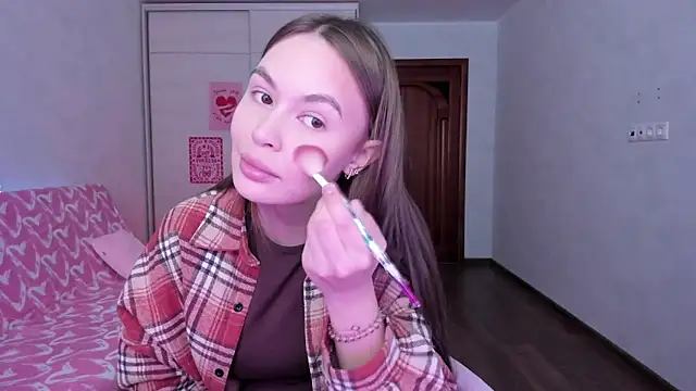 kittiangel00 online show from 22, 4, 2026