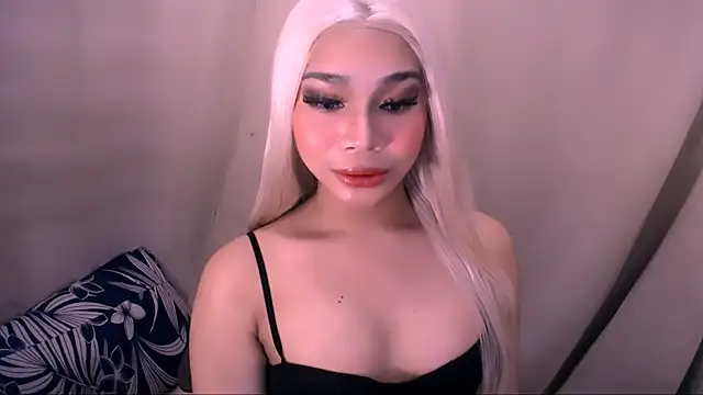 bigcock kataluna online show from 22, 4, 2026