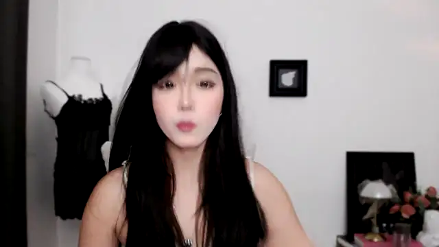 WQueen online show from 5, 4, 2026