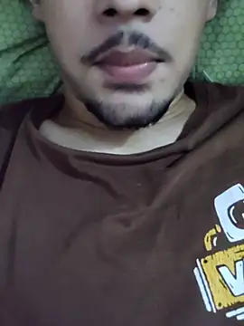 Snapshot of come_evweyine chatting on 4, 8, 2026 come evweyine online show from 4, 8, 2026
