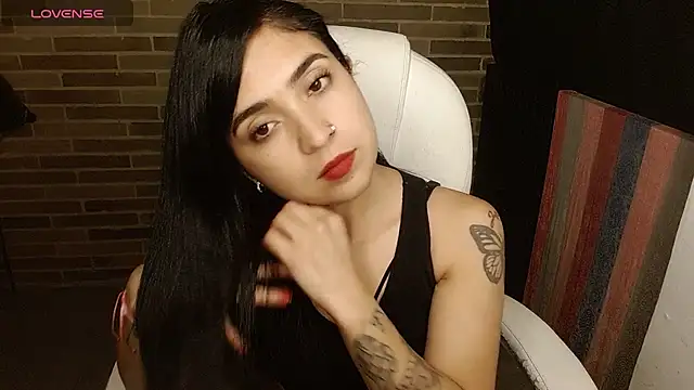 sweet-little online show from 21, 4, 2026