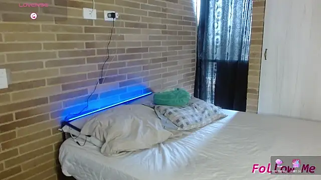 sweet-little online show from 28, 3, 2026