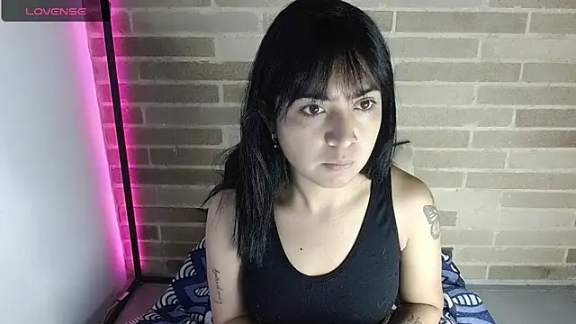 sweet-little online show from 27, 5, 2026
