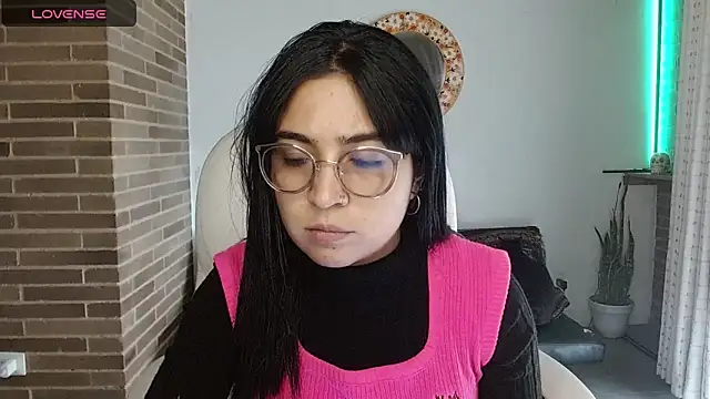 sweet-little online show from 17, 3, 2026