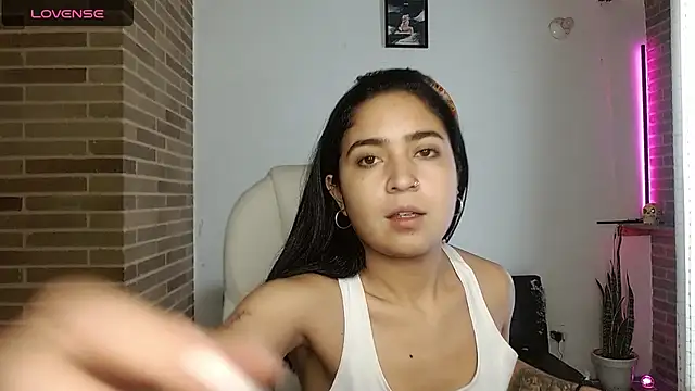 sweet-little online show from 12, 3, 2026