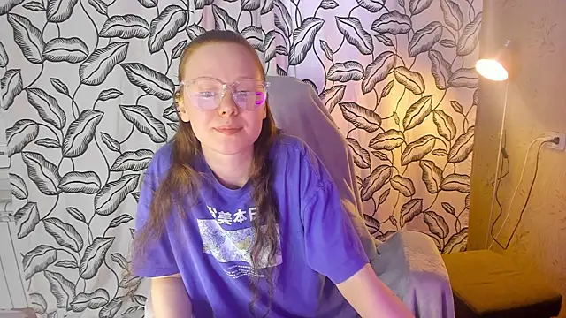 Snapshot of NikiCozy chatting on 4, 6, 2026 NikiCozy online show from 4, 6, 2026