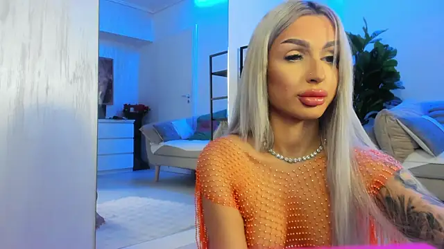 Snapshot of ArianaXO_ chatting on 9, 5, 2026 ArianaXO online show from 9, 5, 2026
