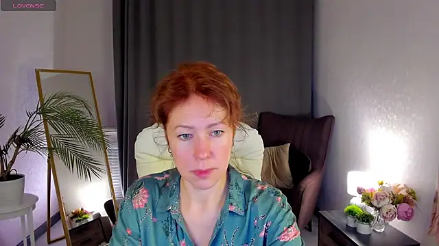 LeticiaRomano online show from 25, 3, 2026