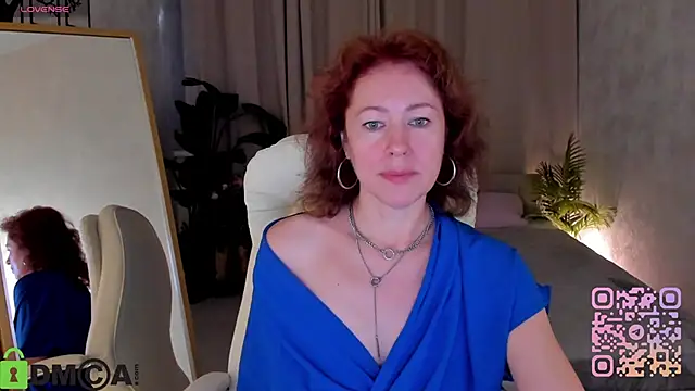 Snapshot of LeticiaRomano chatting on 3, 6, 2026 LeticiaRomano online show from 3, 6, 2026