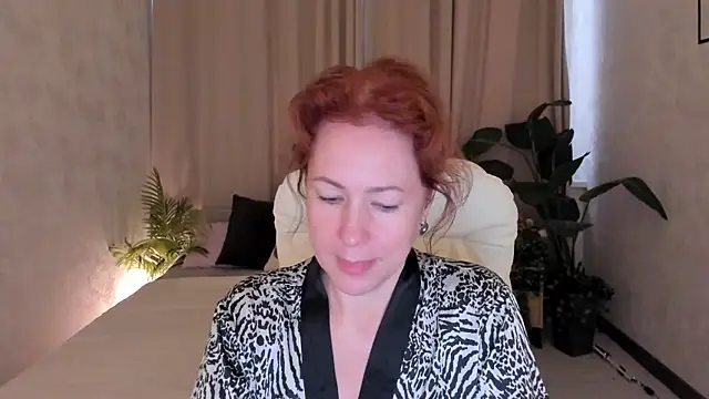Snapshot of LeticiaRomano chatting on 30, 5, 2026 LeticiaRomano online show from 30, 5, 2026