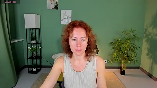 LeticiaRomano online show from 19, 6, 2026