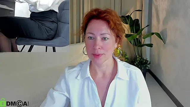 Snapshot of LeticiaRomano chatting on 15, 5, 2026 LeticiaRomano online show from 15, 5, 2026